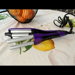 TIGI - Bed Head “A Wave We Go” Adjustable Hair Waver.